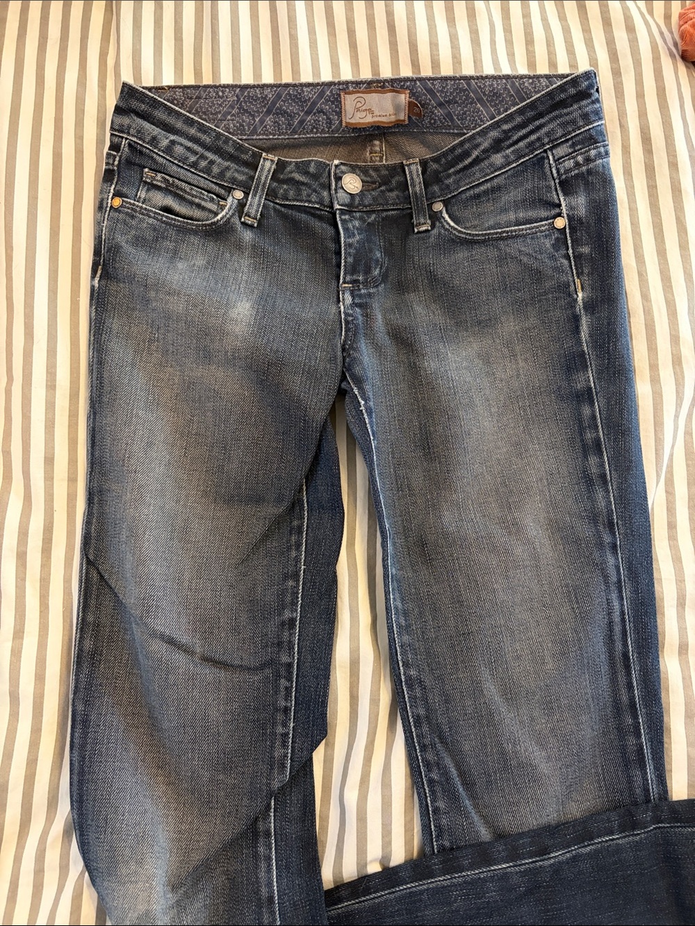 PAIGE Women’s Bootcut Jeans in Washed Blue Denim
